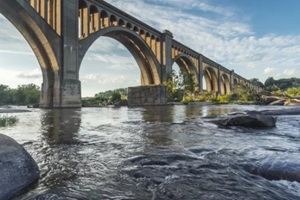 concrete arch railroad bridge spanning the James River